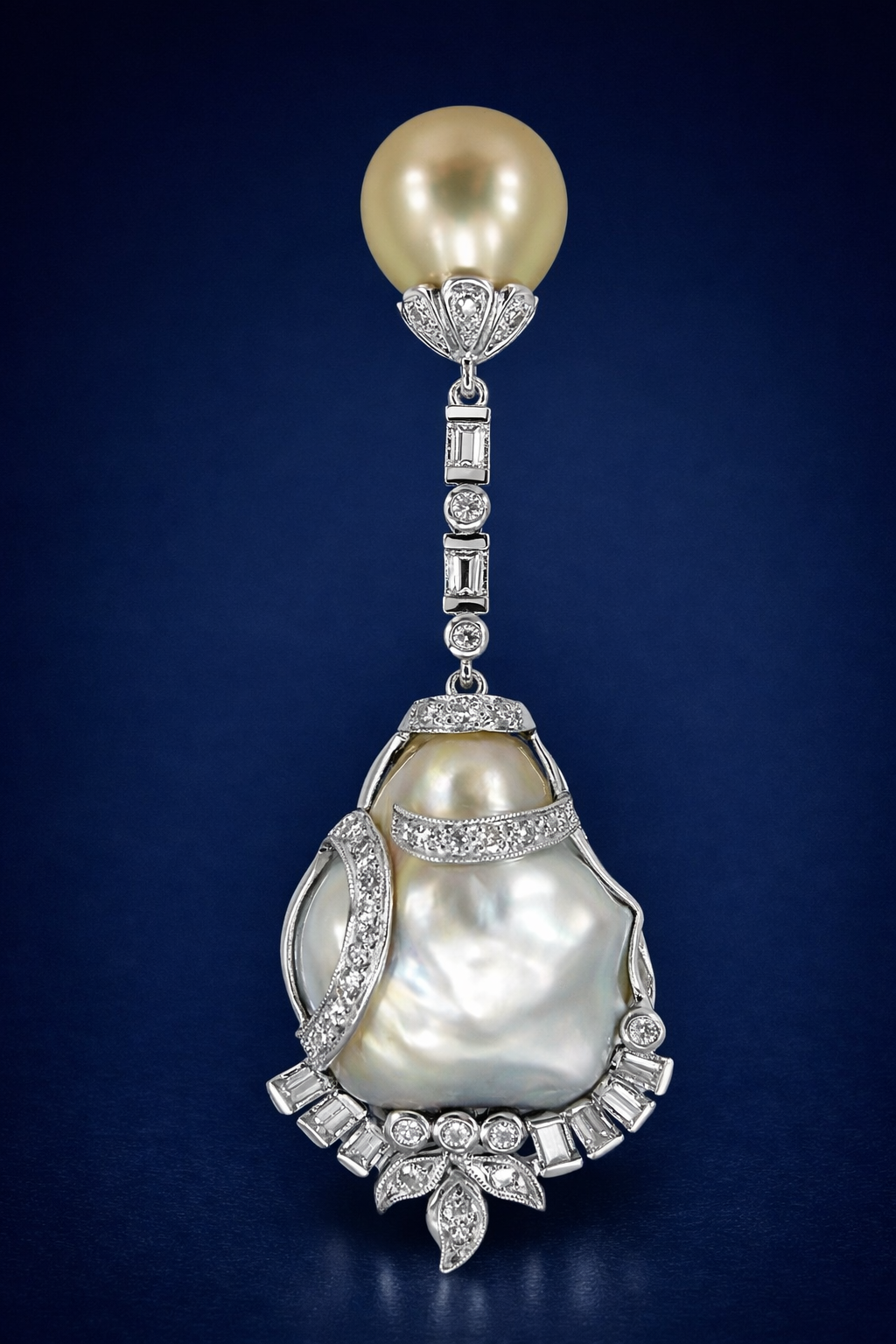 Baroque Pearl Pendant